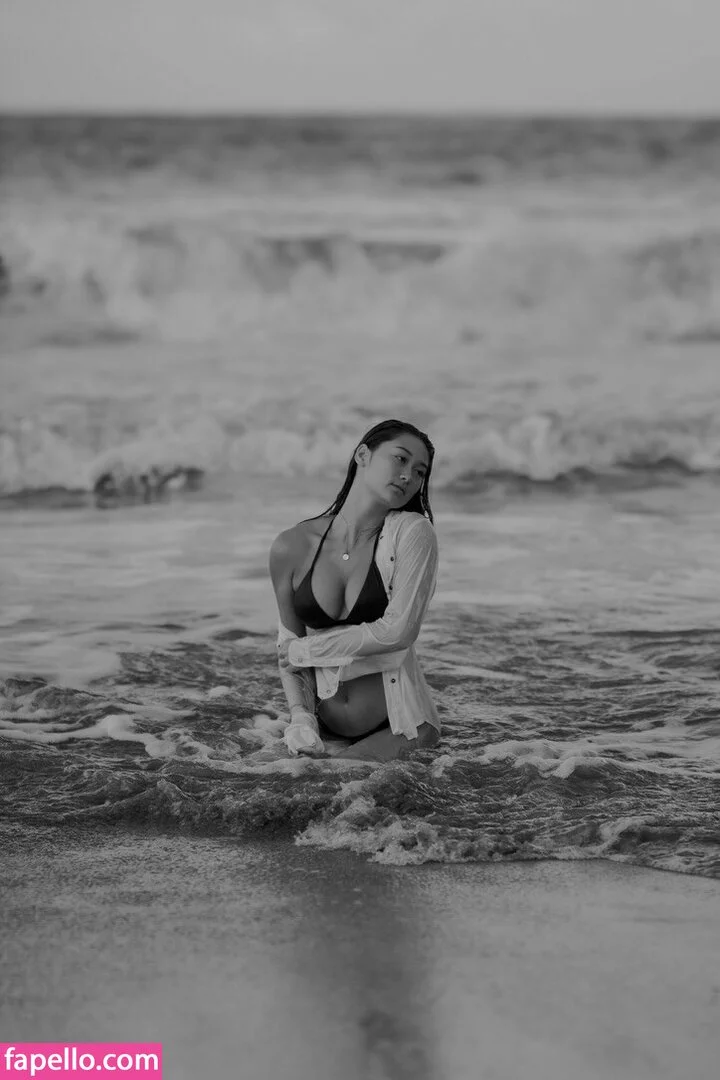 Elise Yukimura Onlyfans Photo Gallery 