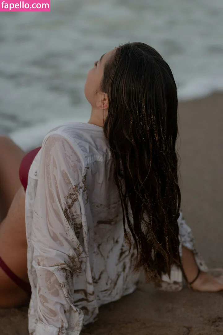 Elise Yukimura Onlyfans Photo Gallery 