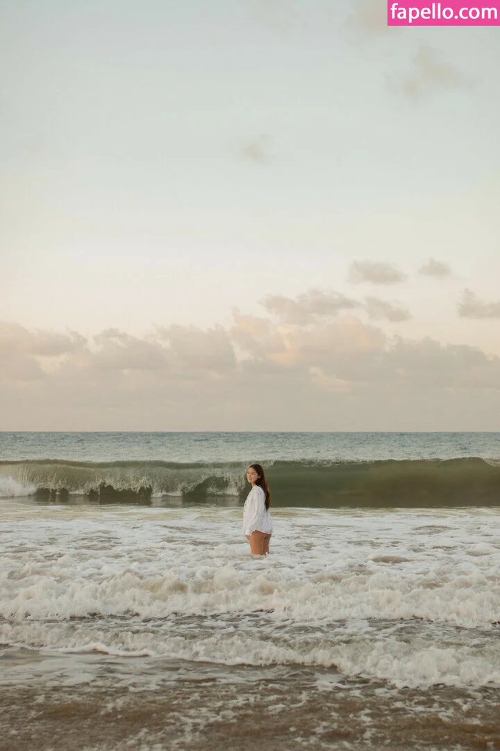 Elise Yukimura Onlyfans Photo Gallery 