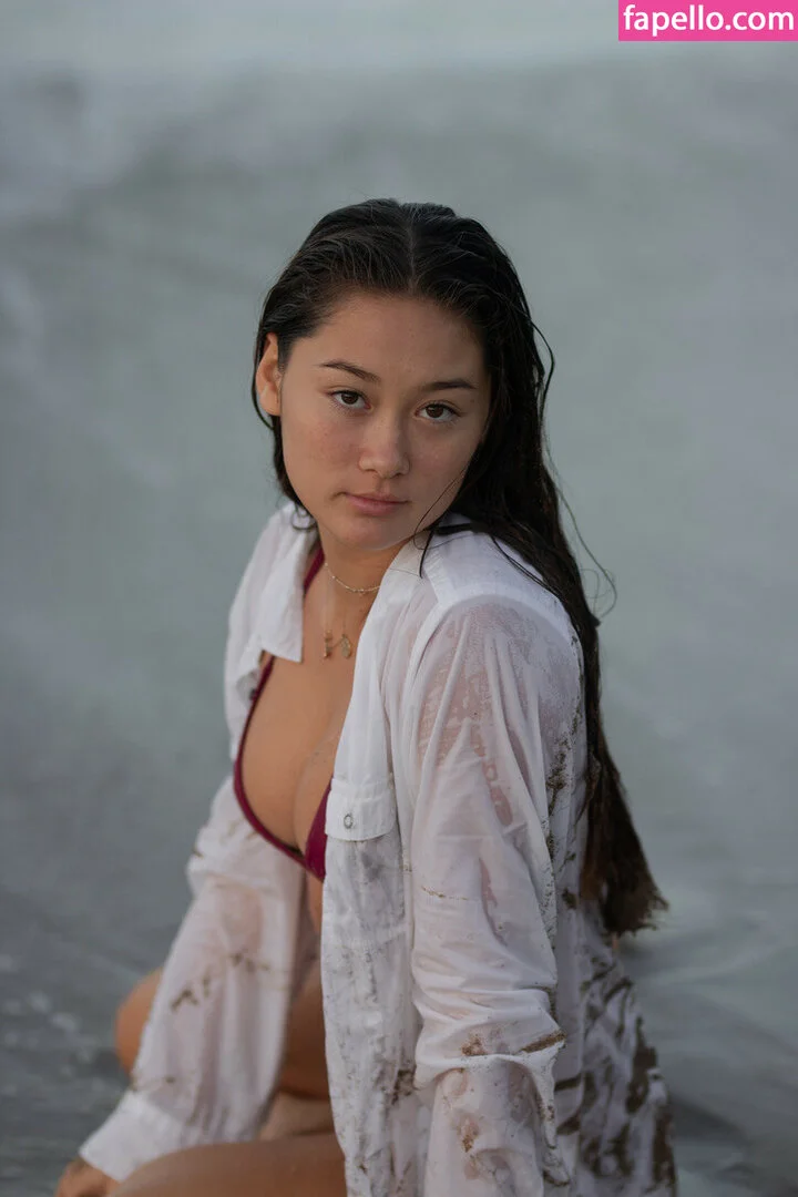 Elise Yukimura Onlyfans Photo Gallery 