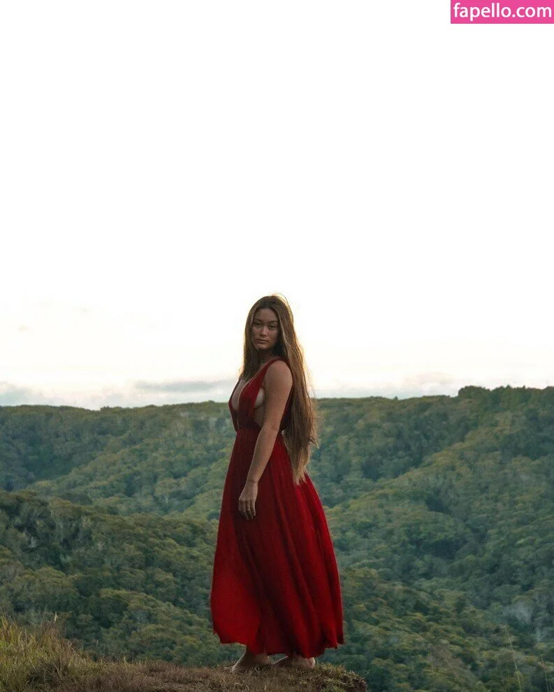 Elise Yukimura Onlyfans Photo Gallery 