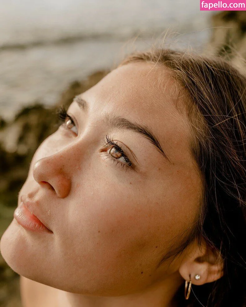 Elise Yukimura Onlyfans Photo Gallery 