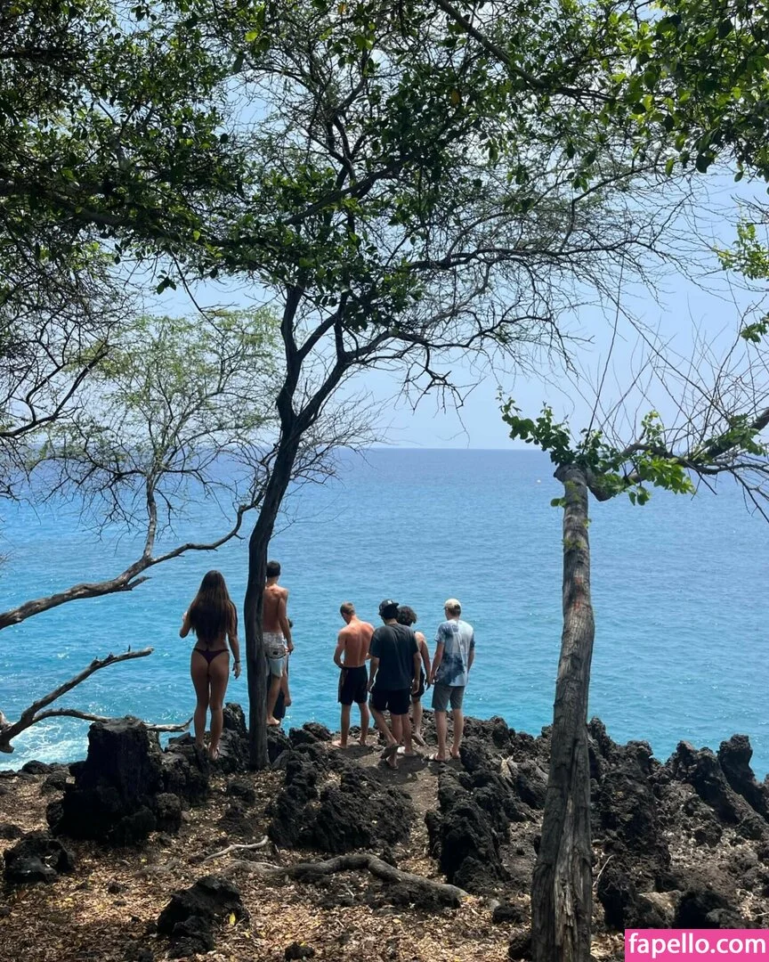 Elise Yukimura Onlyfans Photo Gallery 