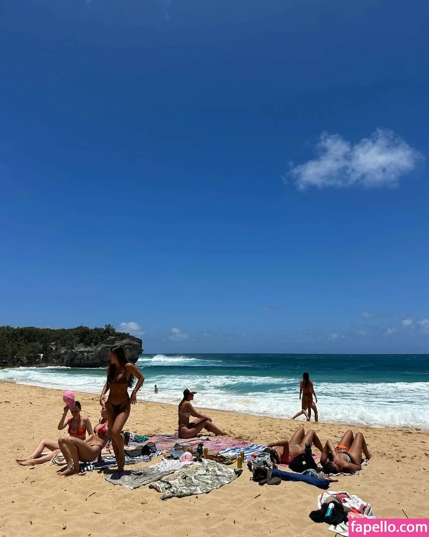 Elise Yukimura Onlyfans Photo Gallery 