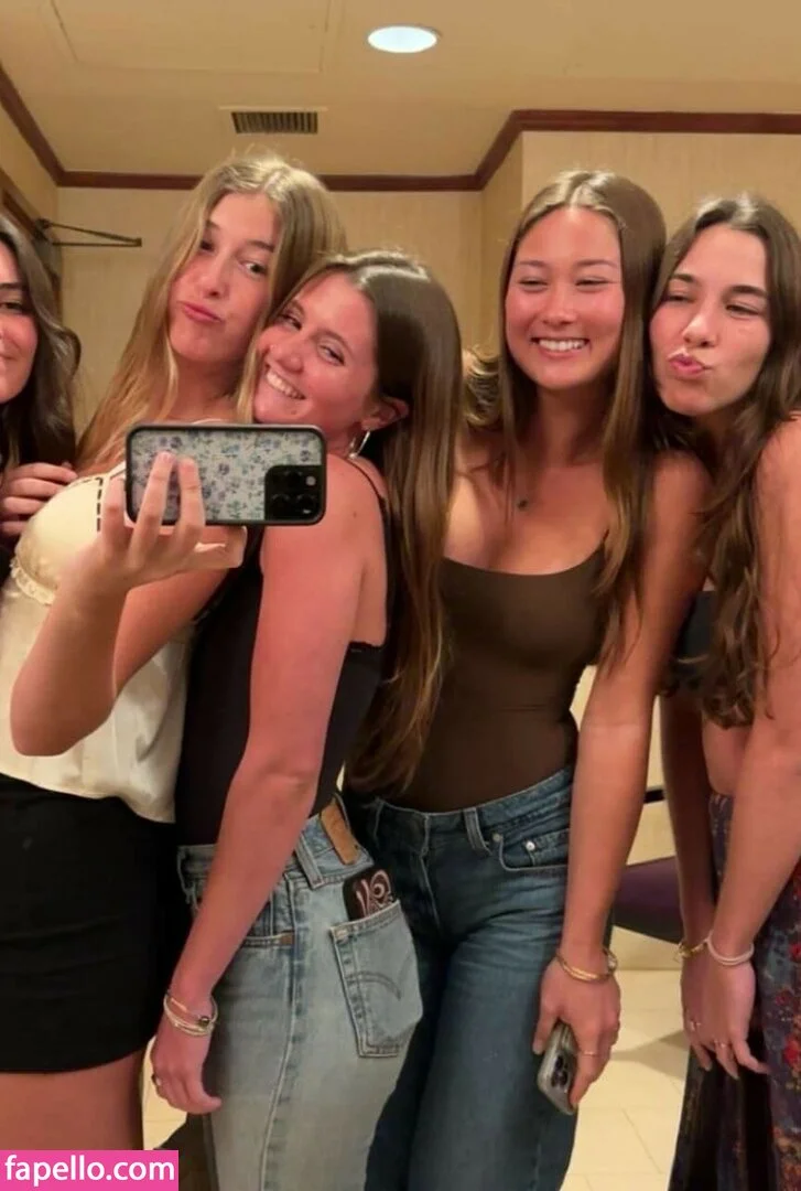 Elise Yukimura Onlyfans Photo Gallery 