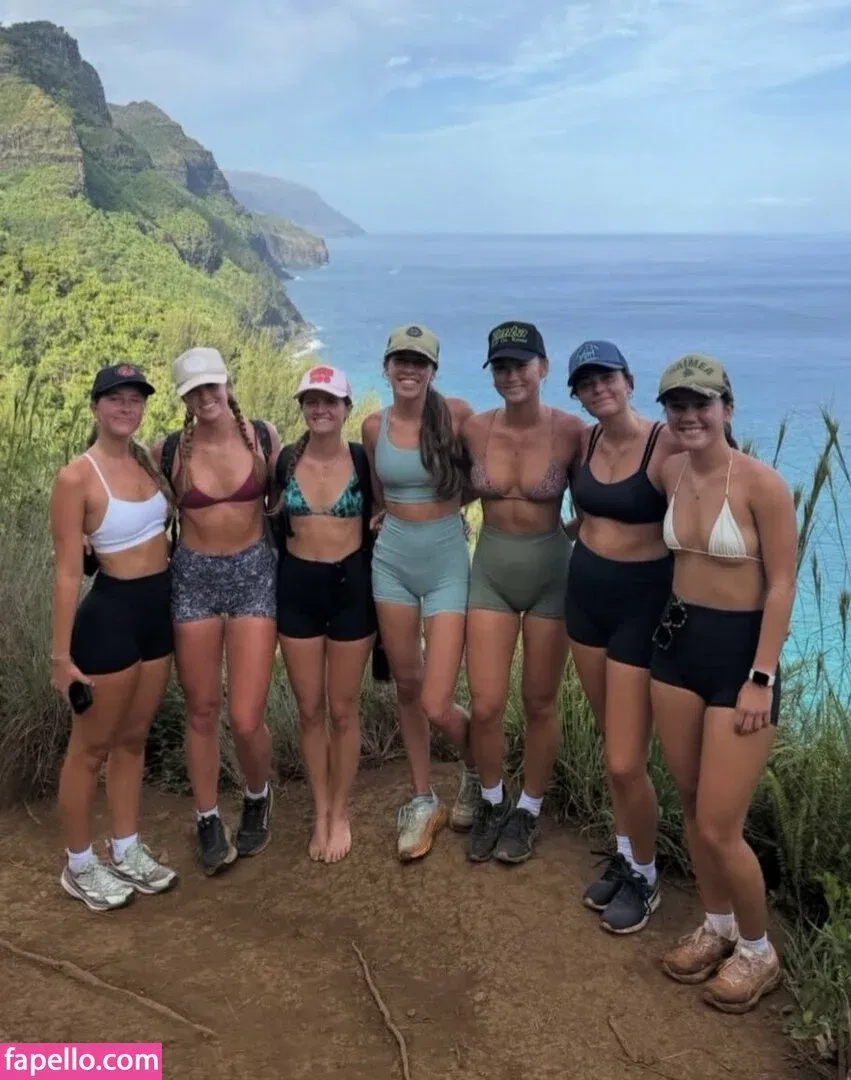 Elise Yukimura Onlyfans Photo Gallery 