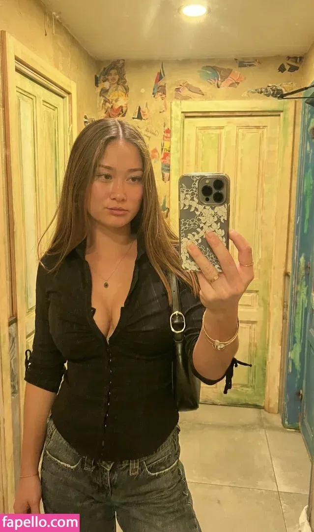 Elise Yukimura Onlyfans Photo Gallery 