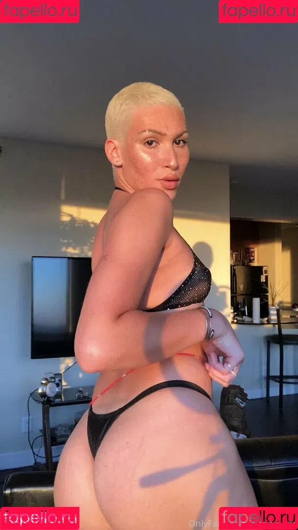 ivonamarie Onlyfans Photo Gallery 