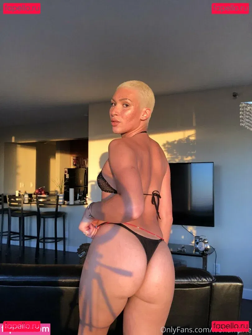 ivonamarie Onlyfans Photo Gallery 
