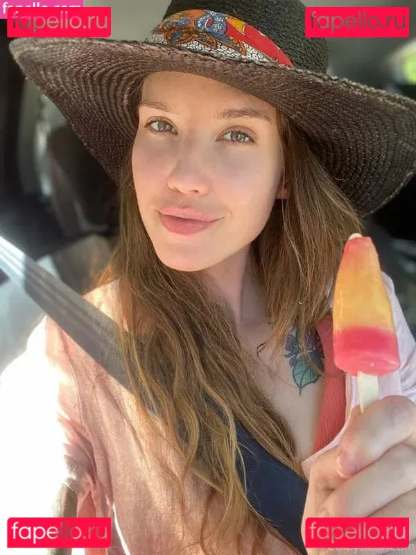 colbybea Onlyfans Photo Gallery 