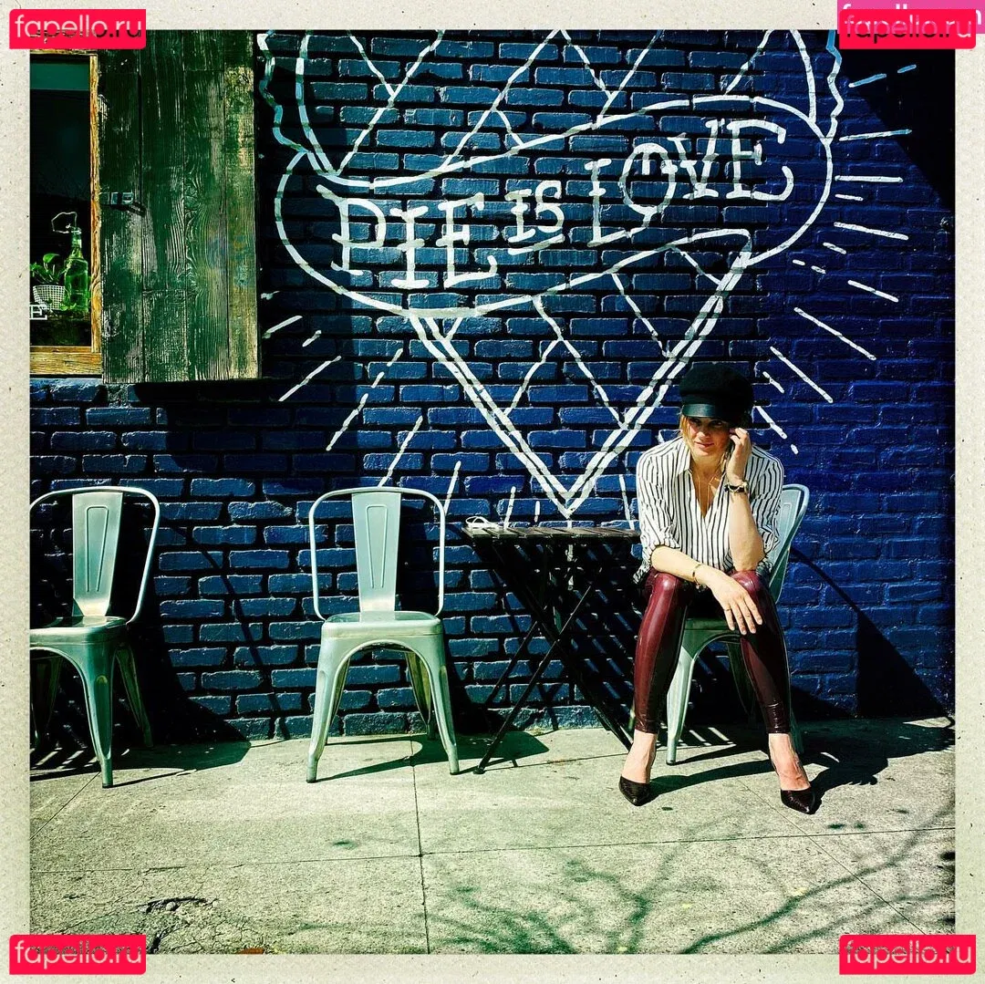 Stana Katic Onlyfans Photo Gallery 