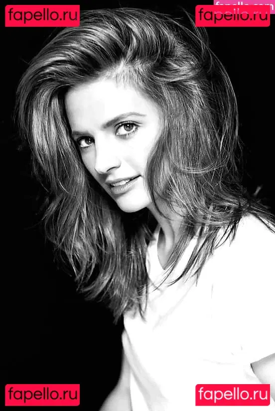 Stana Katic Onlyfans Photo Gallery 