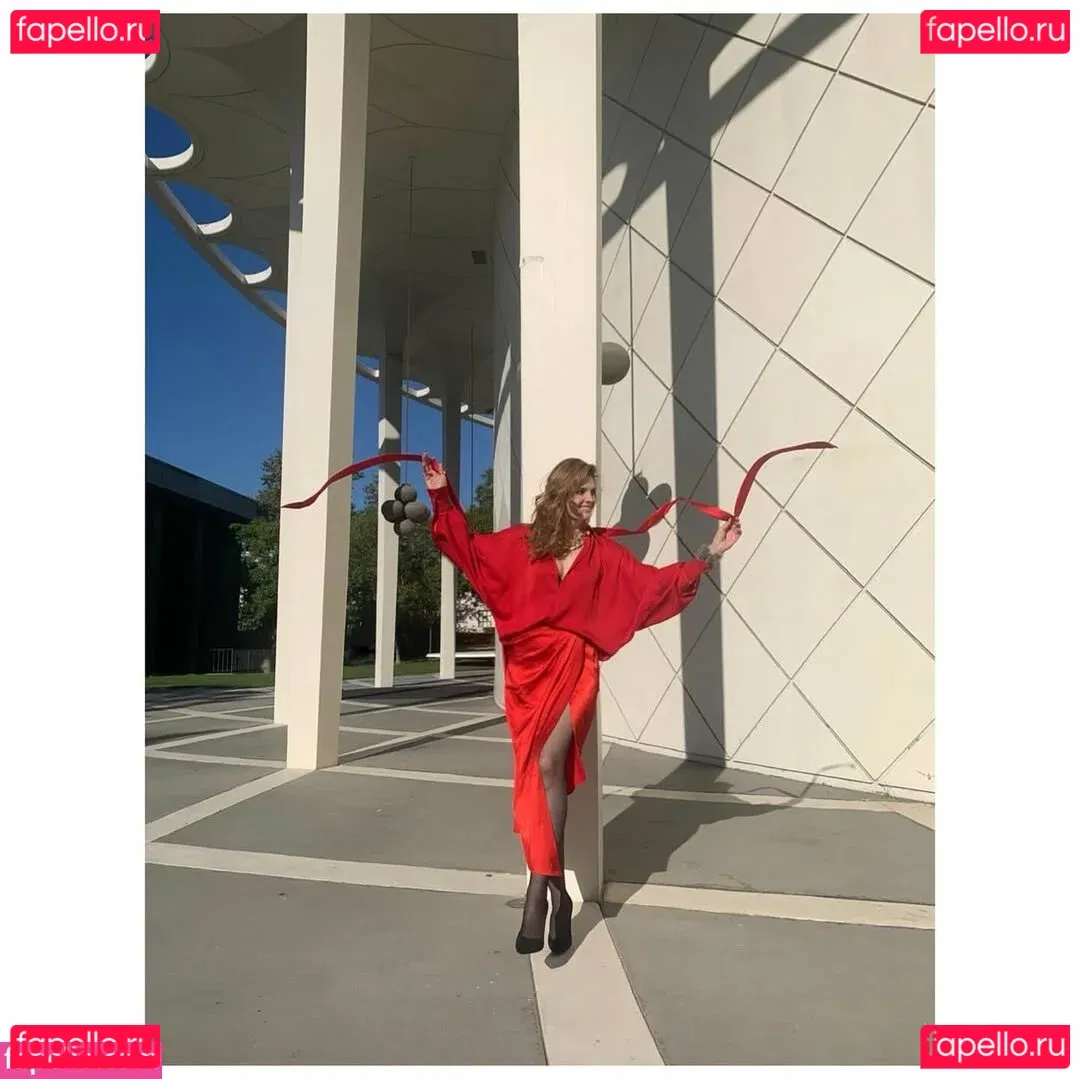 Stana Katic Onlyfans Photo Gallery 