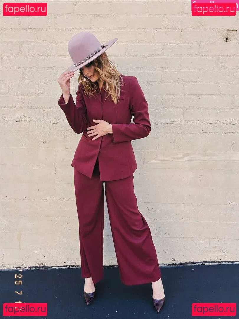 Stana Katic Onlyfans Photo Gallery 