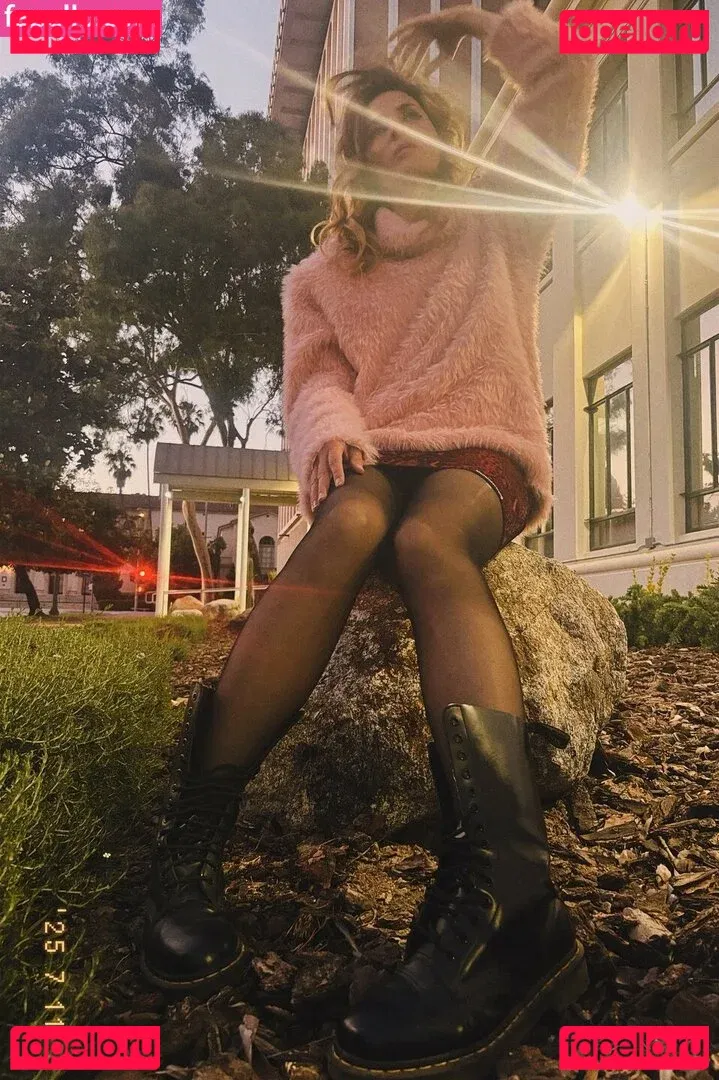 Stana Katic Onlyfans Photo Gallery 