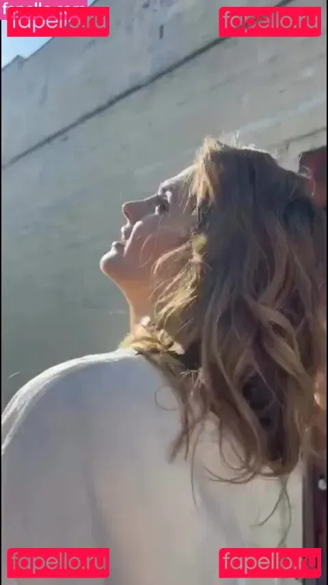 Stana Katic Onlyfans Photo Gallery 