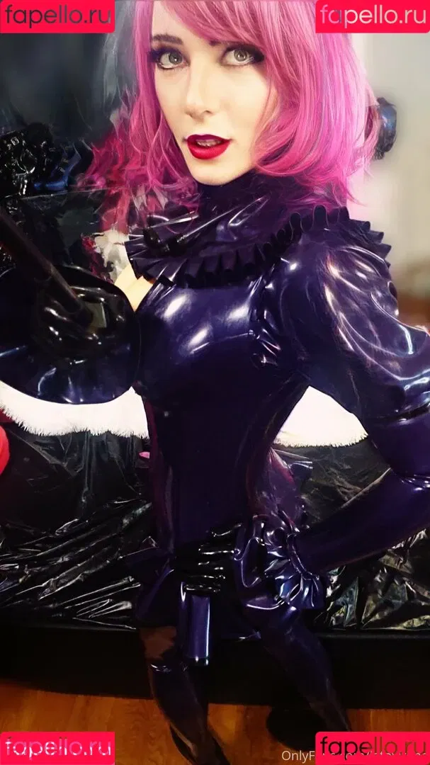 latexirime Onlyfans Photo Gallery 