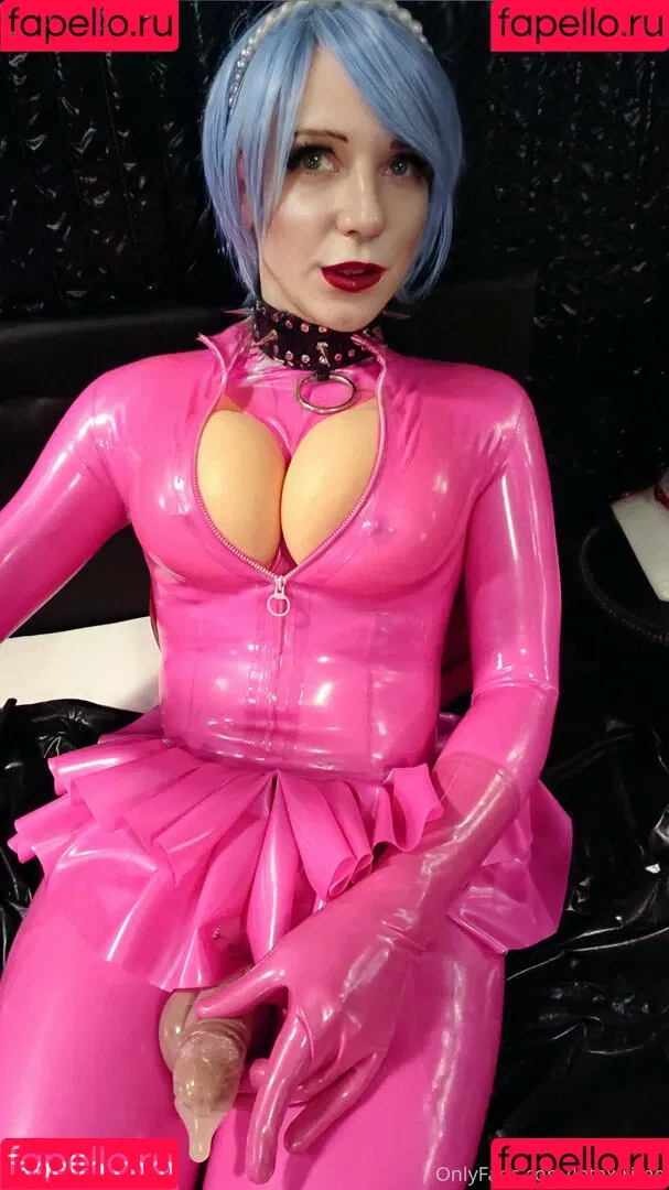 latexirime Onlyfans Photo Gallery 
