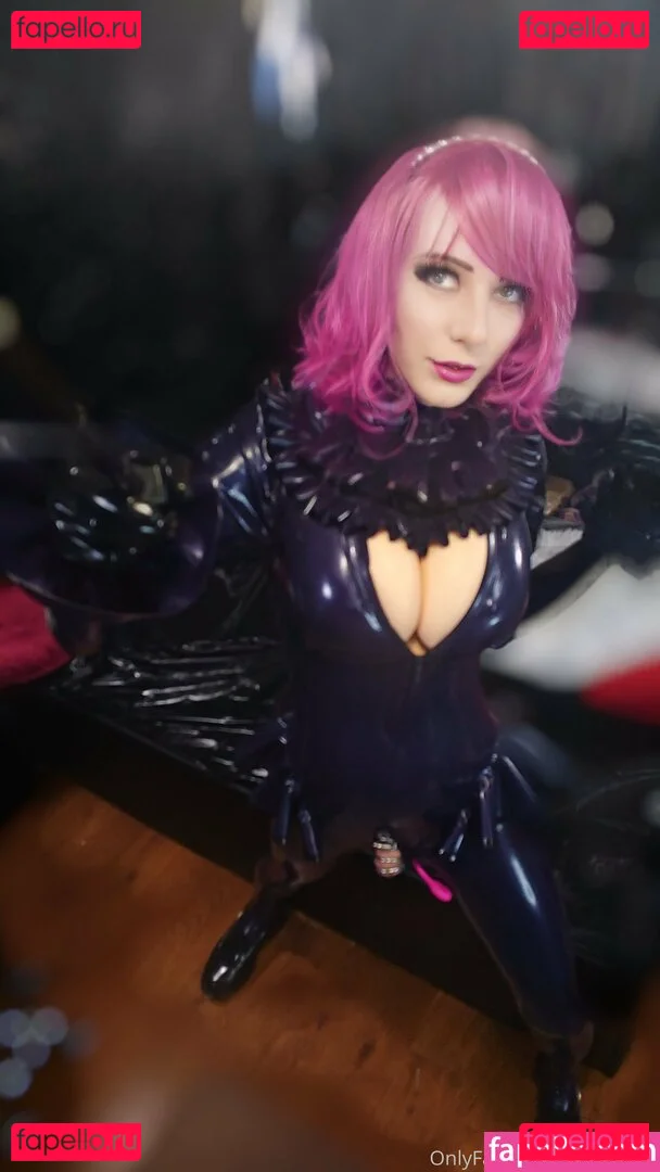 latexirime Onlyfans Photo Gallery 