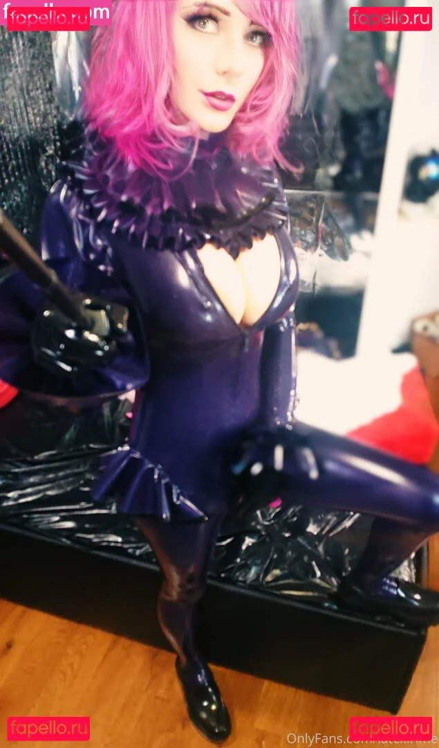 latexirime Onlyfans Photo Gallery 