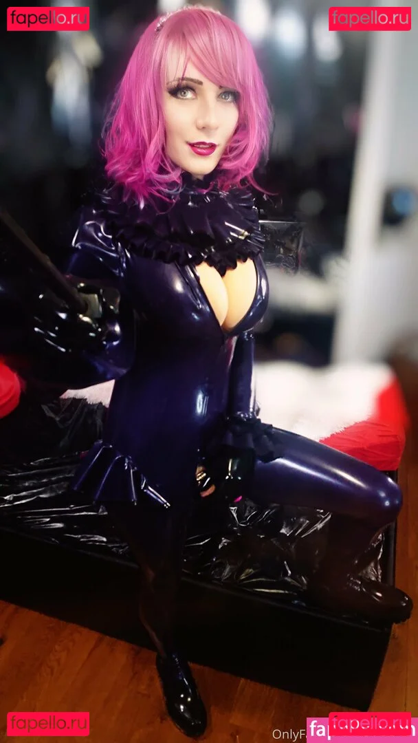 latexirime Onlyfans Photo Gallery 