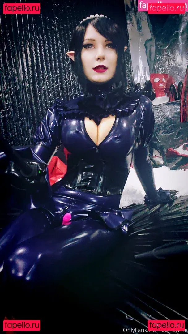 latexirime Onlyfans Photo Gallery 