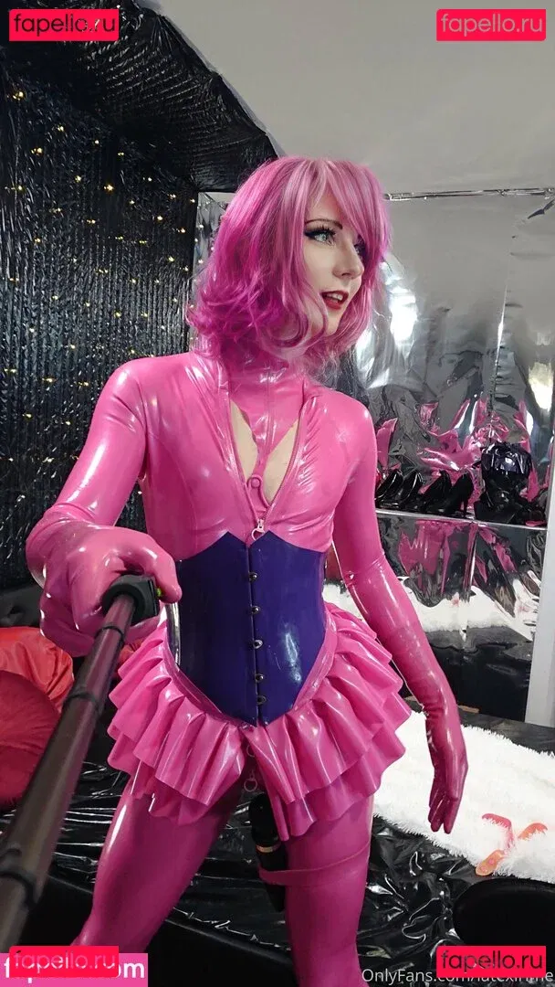 latexirime Onlyfans Photo Gallery 