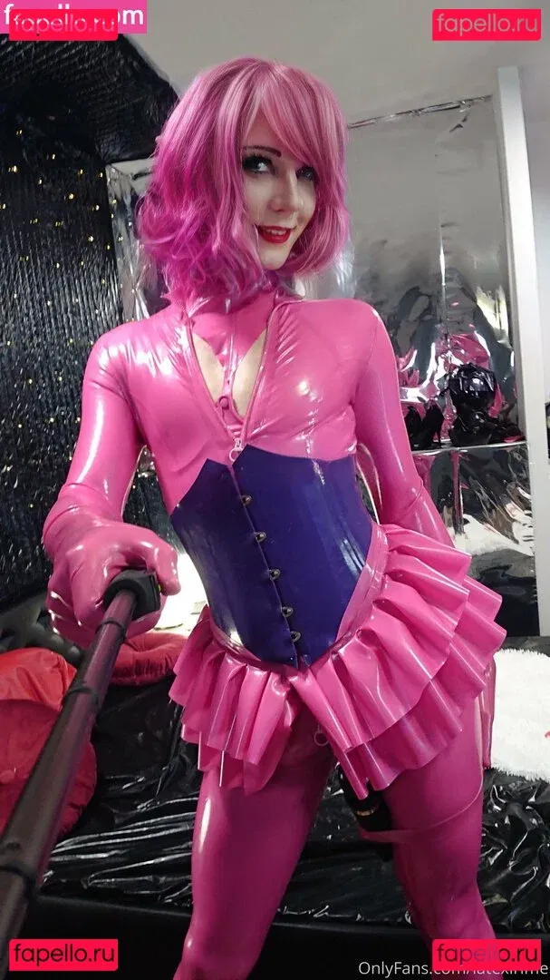 latexirime Onlyfans Photo Gallery 