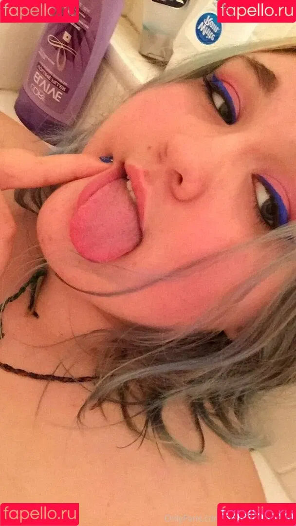 karmatheslut777 Onlyfans Photo Gallery 