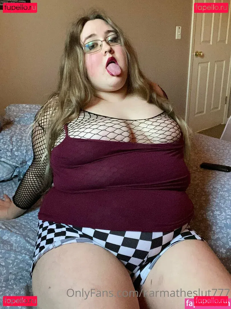 karmatheslut777 Onlyfans Photo Gallery 