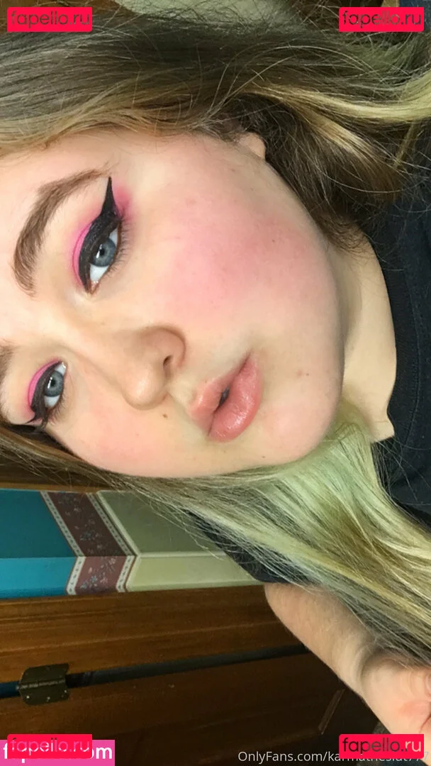karmatheslut777 Onlyfans Photo Gallery 