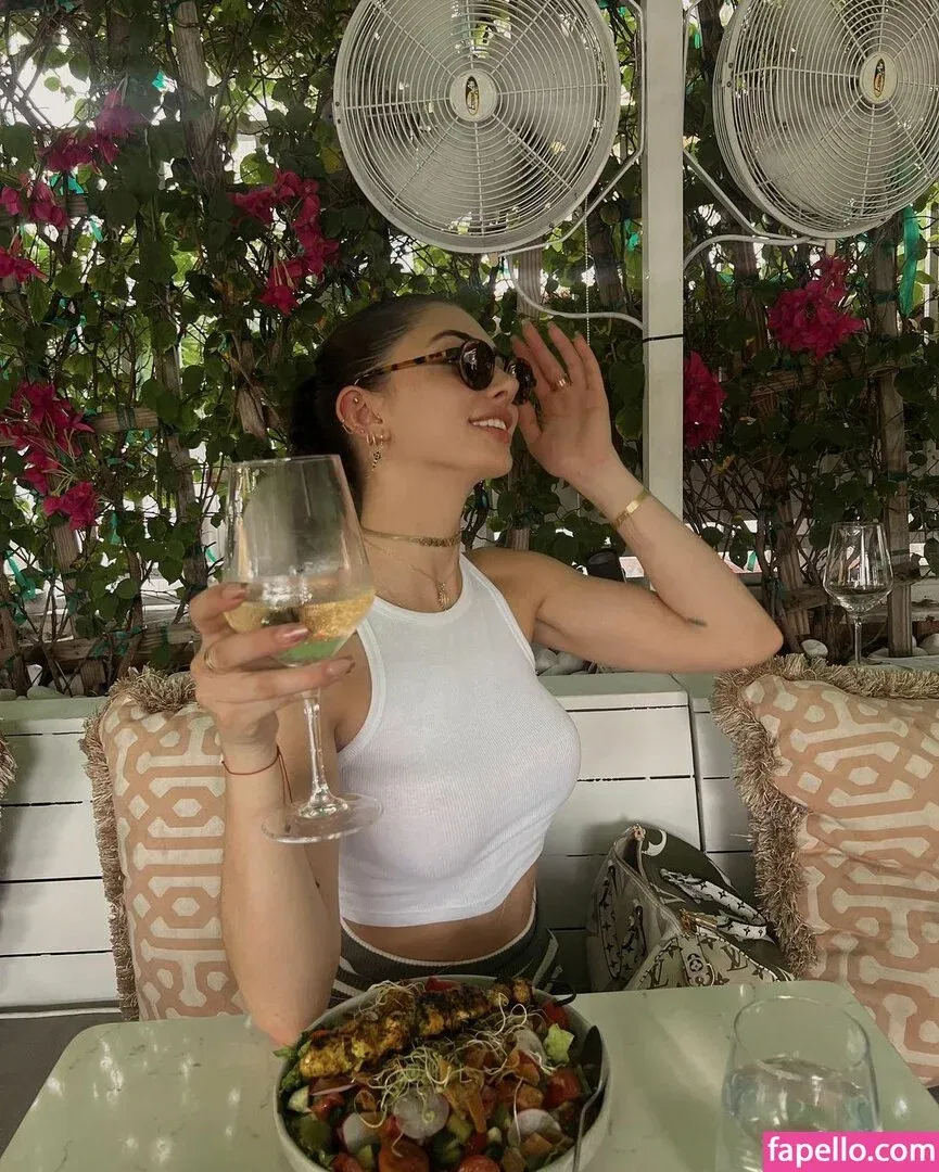 Maxima Sahar Onlyfans Photo Gallery 