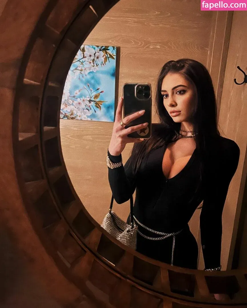 Maxima Sahar Onlyfans Photo Gallery 