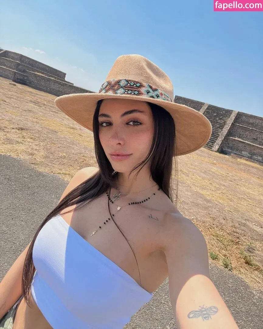 Maxima Sahar Onlyfans Photo Gallery 