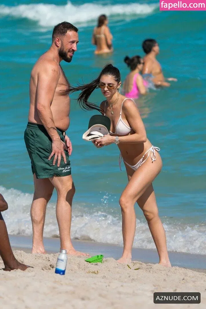 Maxima Sahar Onlyfans Photo Gallery 