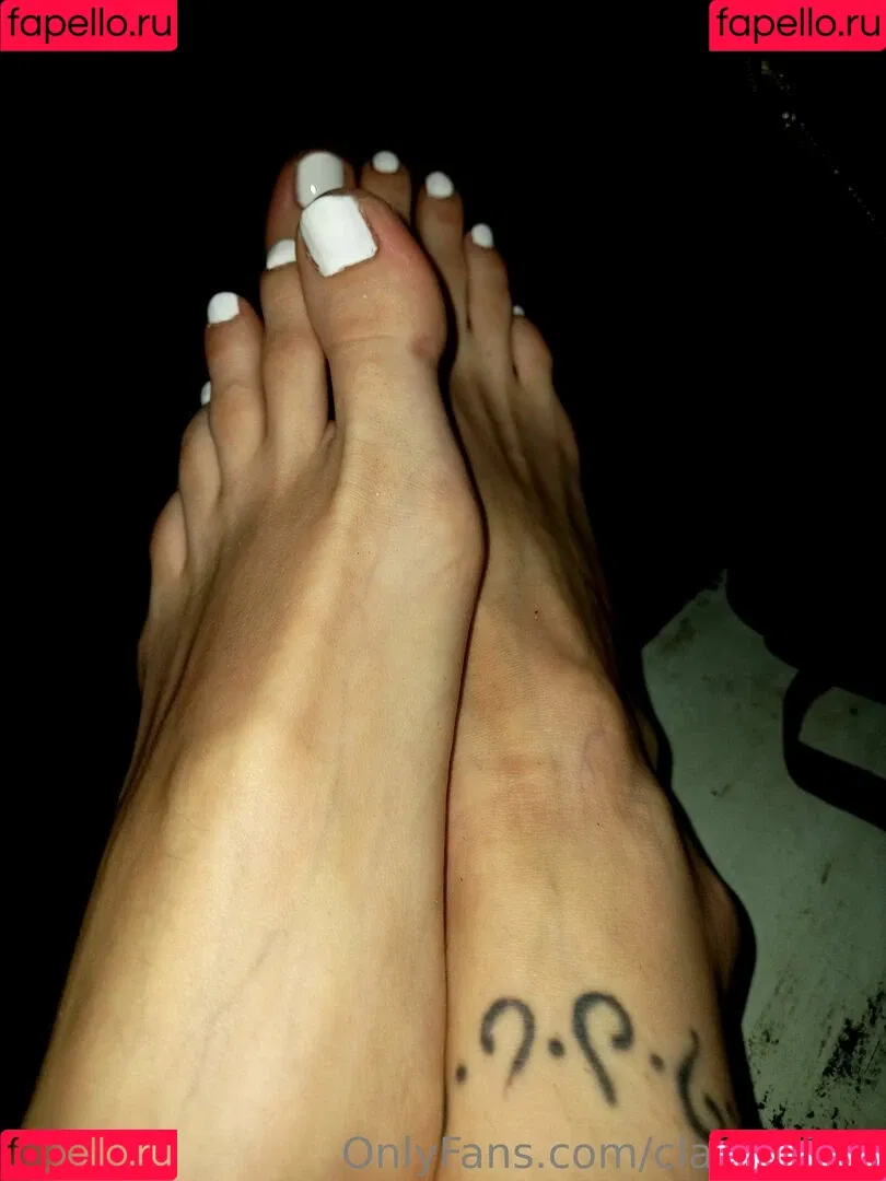 clarita.feet Onlyfans Photo Gallery 