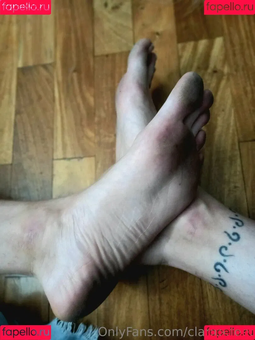 clarita.feet Onlyfans Photo Gallery 