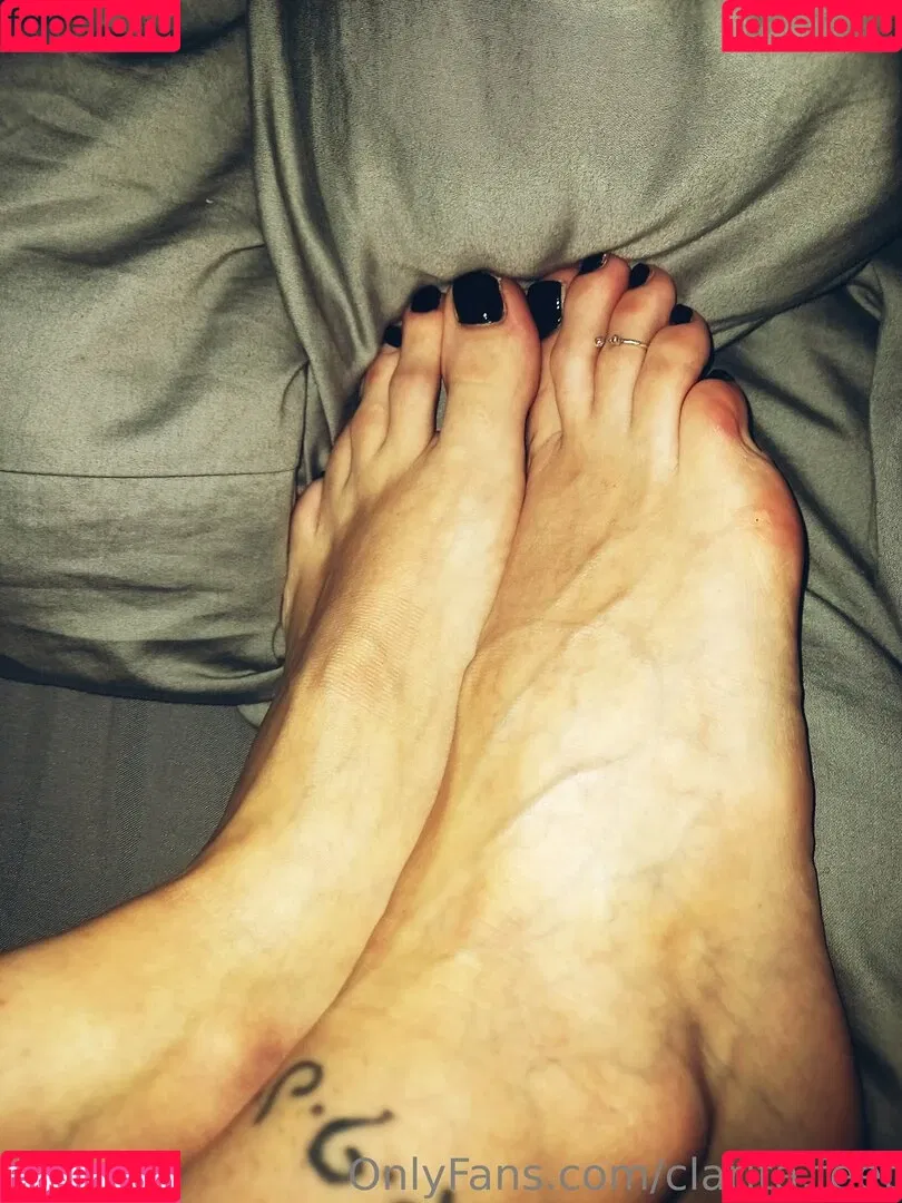 clarita.feet Onlyfans Photo Gallery 