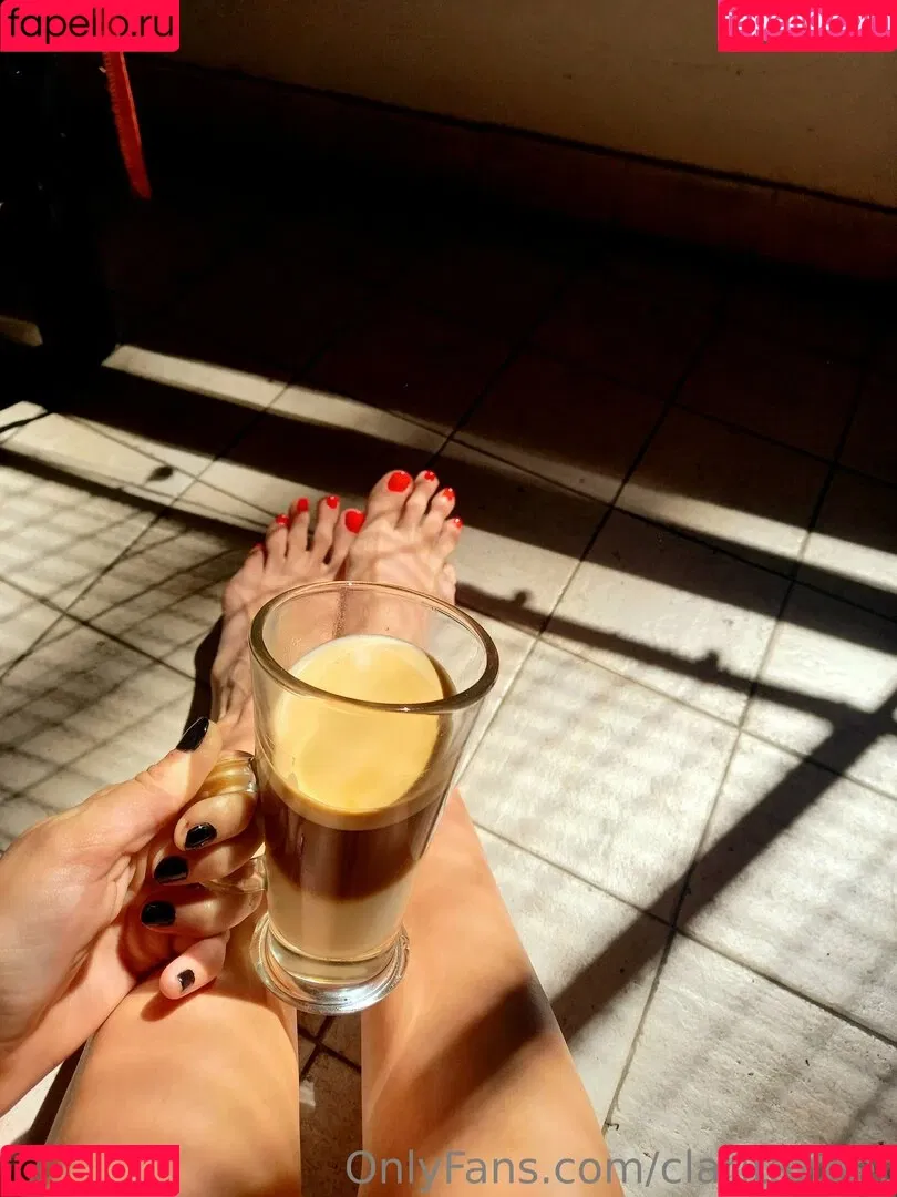 clarita.feet Onlyfans Photo Gallery 