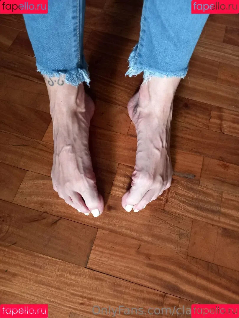 clarita.feet Onlyfans Photo Gallery 