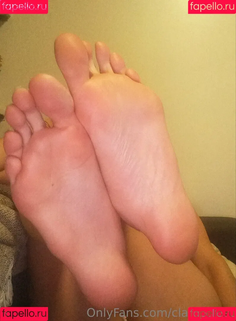 clarita.feet Onlyfans Photo Gallery 