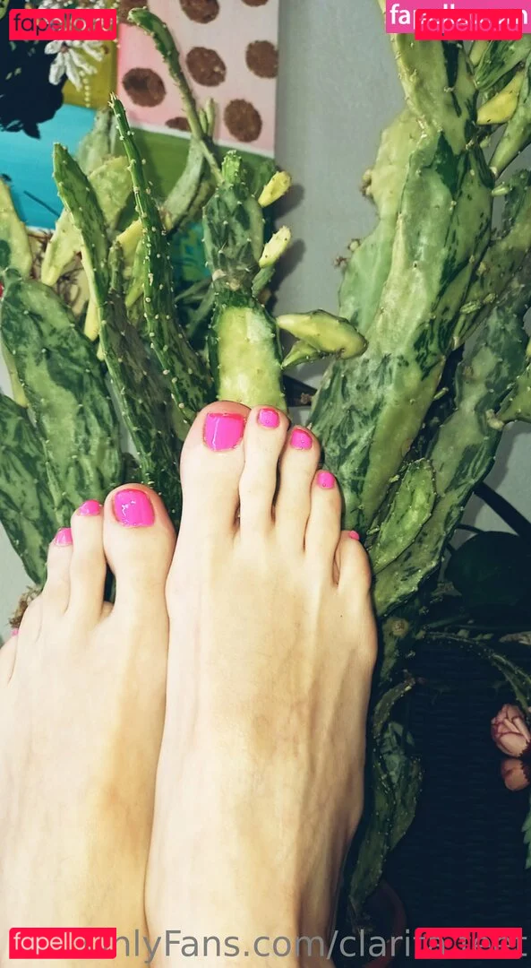 clarita.feet Onlyfans Photo Gallery 