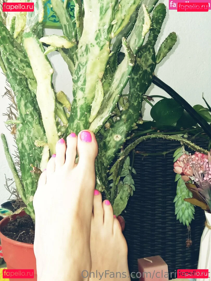 clarita.feet Onlyfans Photo Gallery 