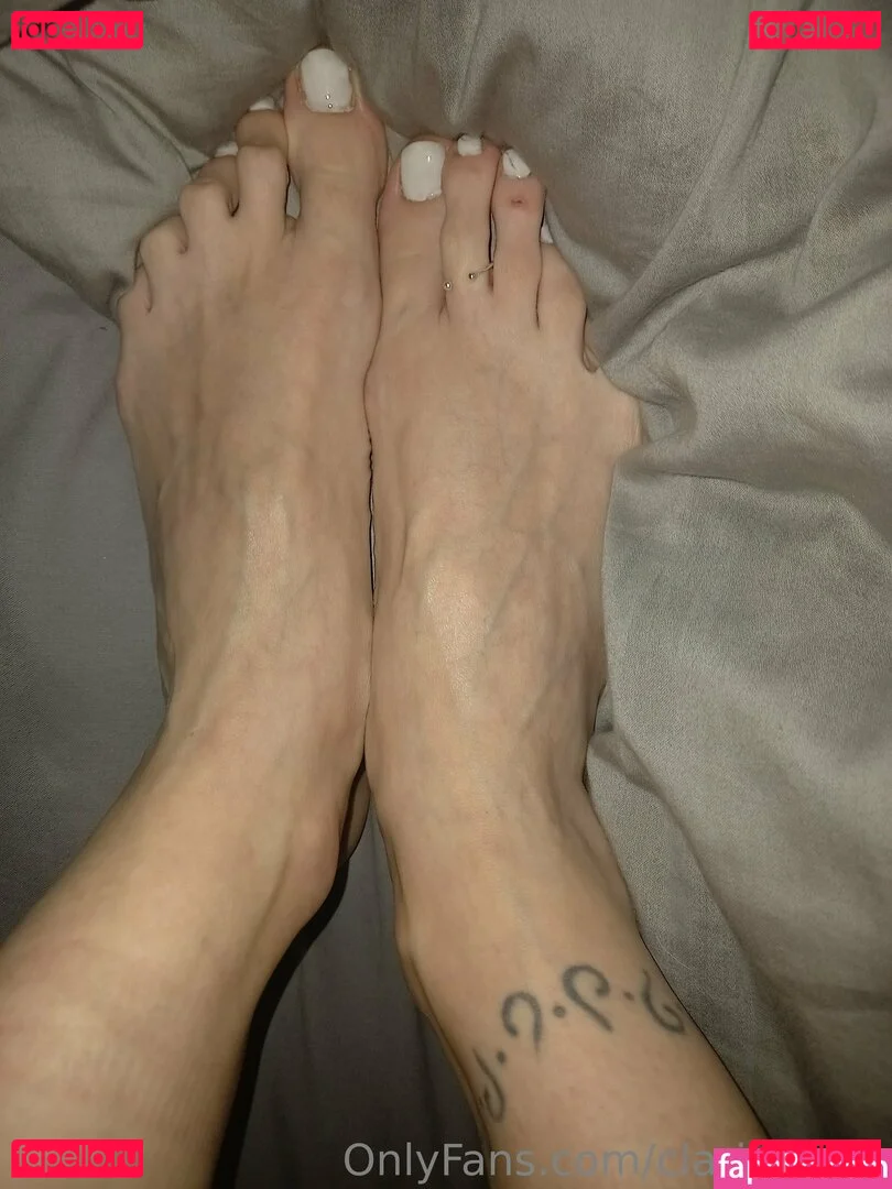 clarita.feet Onlyfans Photo Gallery 