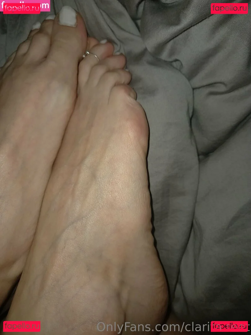 clarita.feet Onlyfans Photo Gallery 