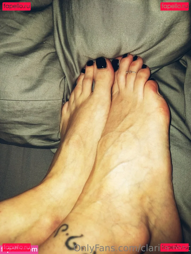 clarita.feet Onlyfans Photo Gallery 