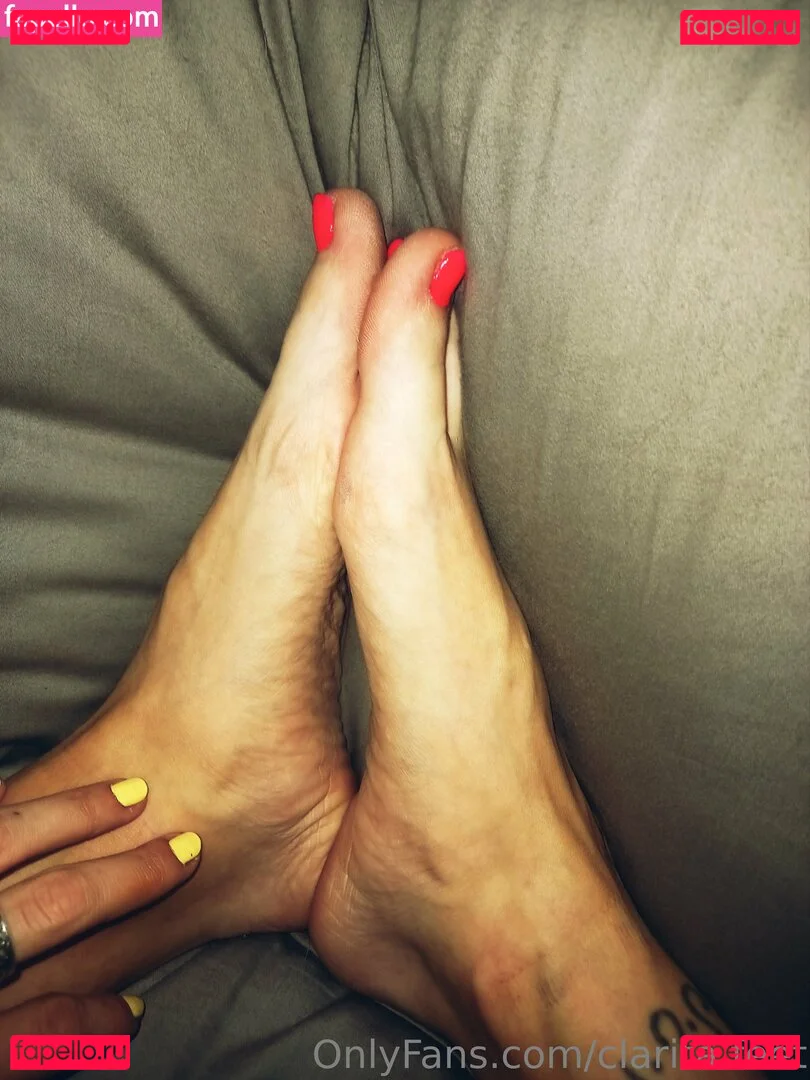 clarita.feet Onlyfans Photo Gallery 