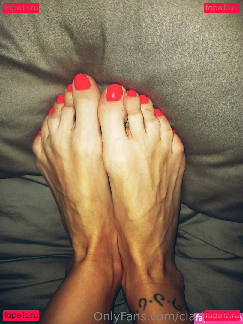 clarita.feet Onlyfans Photo Gallery 