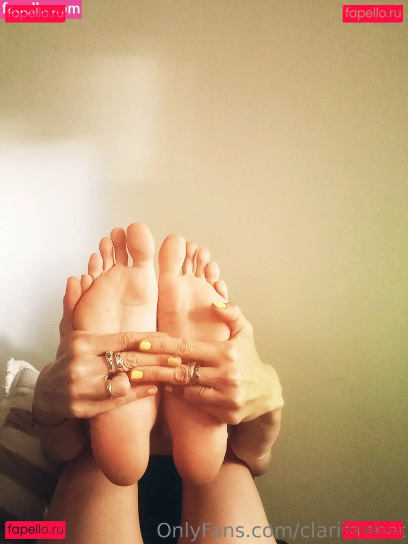 clarita.feet Onlyfans Photo Gallery 