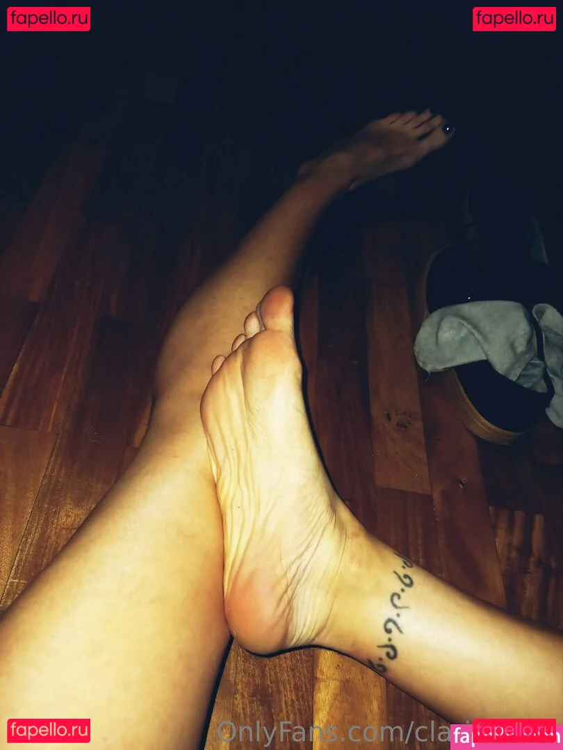 clarita.feet Onlyfans Photo Gallery 